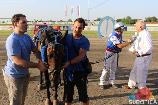 Kasački sport: Uzbudljive trke na "Subotičkoj milji" i u "Probnom derbiju"