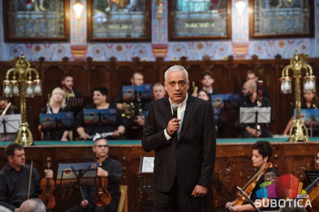 "Veče Mocarta" - Održan koncert Subotičkog simfonijskog orkestra