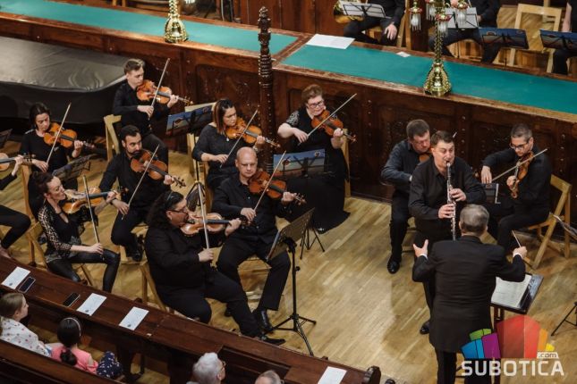 "Veče Mocarta" - Održan koncert Subotičkog simfonijskog orkestra