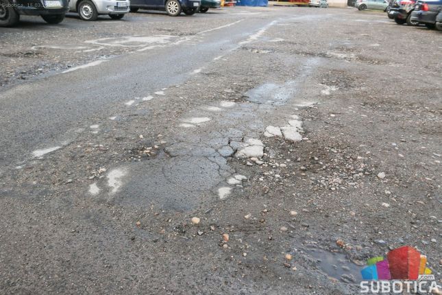 Izgradnja parkinga ispred Hale sportova najvažniji zadatak MZ Dudova šuma