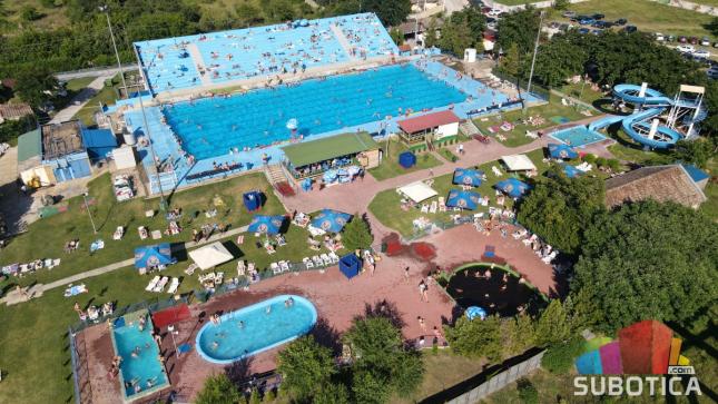 Dobra poseta na gradskom bazenu u Dudovoj šumi