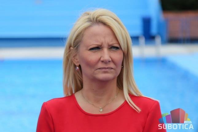 Dobra poseta na gradskom bazenu u Dudovoj šumi