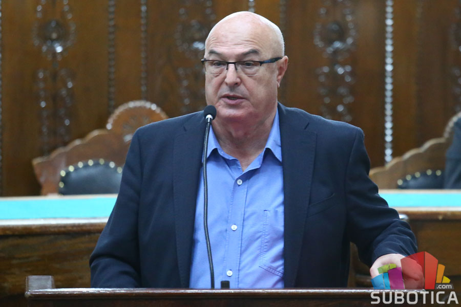 Roditelji nezadovoljni premeštanjem vaspitača, iz "Naše radosti" poručuju da nije cilj da sa decom rade nezadovoljni vaspitači