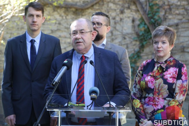 SVM predao liste za republiku i pokrajinu, učestvovaće na izborima u 33 lokalne samouprave