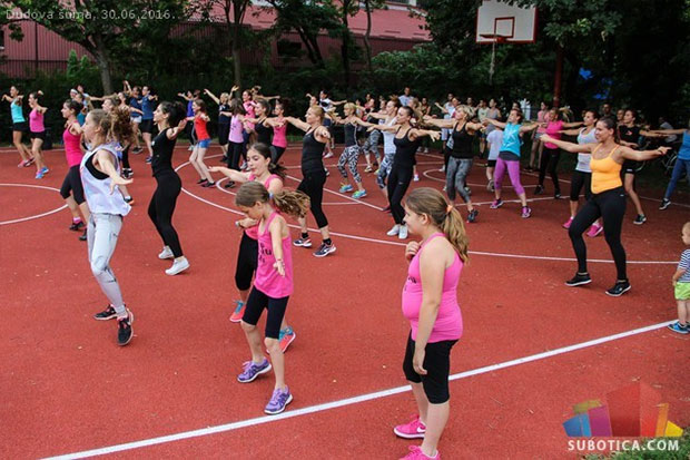 Otvoreni fitnes dan u Dudovoj šumi