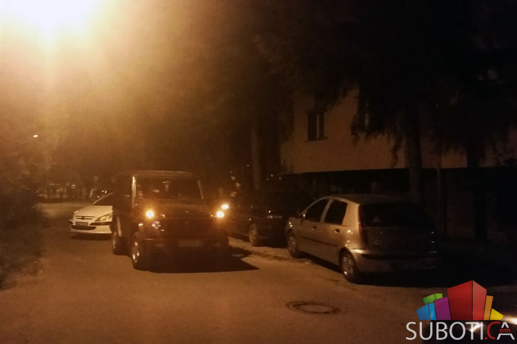 Ubijen muškarac na ulici, policija od jutros privodi osumnjičene