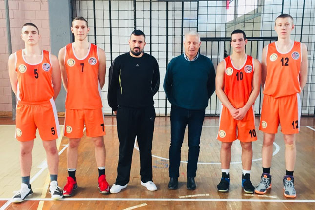 Basketaši i košarkaši Ekonomske škole obezbedili plasman na završnicu Prvenstva Srbije