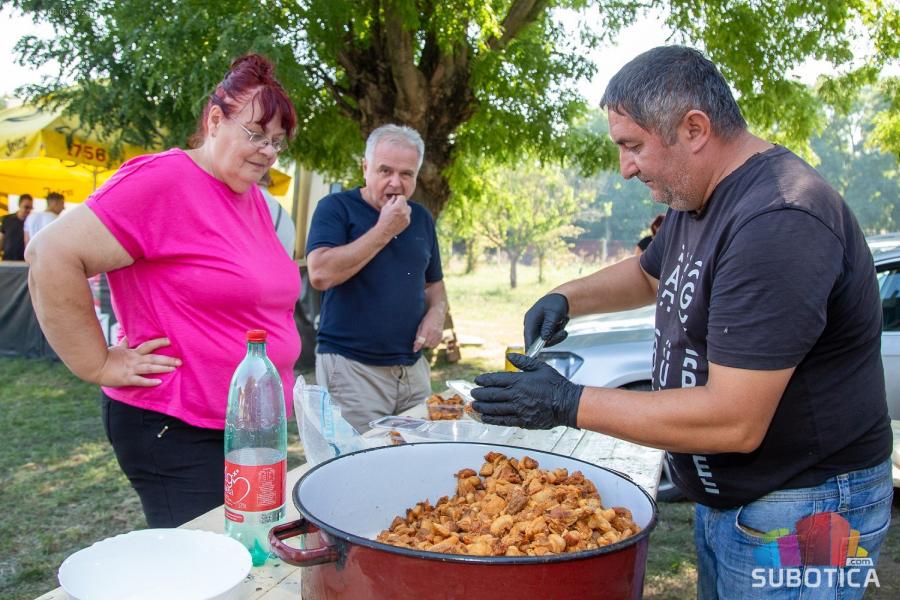 Festival domaće hrane u Višnjevcu - gastro manifestacija koja iz godine u godinu jača potencijal