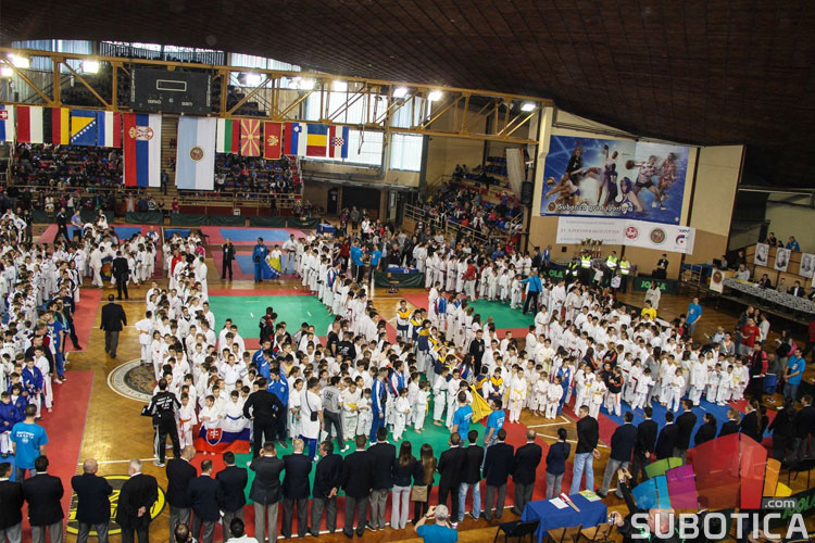 Karate: Spartak-Enpi osvojio 24 medalje na Prvenstvu Vojvodine