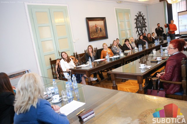 Institucionalna podrška ključna u poboljšanju položaja žena na tržištu rada