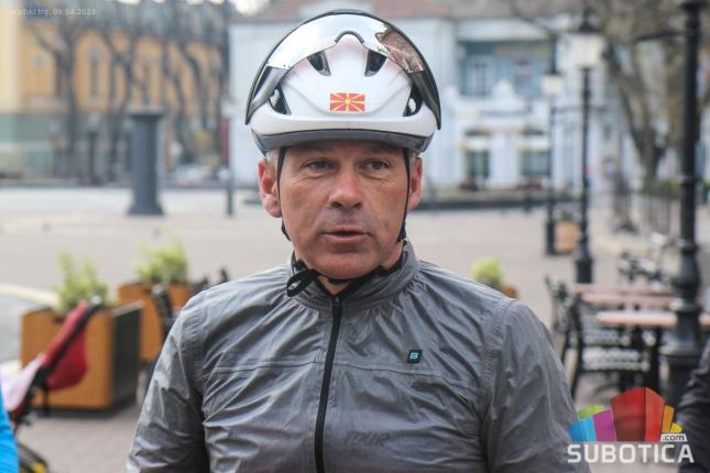 "Vera tour 2023" - balkanska biciklistička turneja duga 2.750 kilometara prošla jutros kroz Suboticu