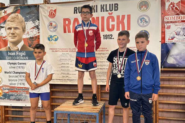 Rvanje: Spartak osvojio pet medalja na turniru u Somboru