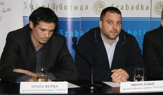 Dečje igre bez granica na bazenu