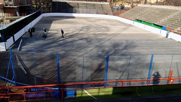 Počele pripreme za postavljanje ledene podloge na Gradskom klizalištu
