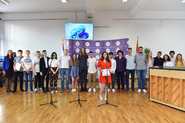 Subotičanin Igor Engi  đak generacije čuvene Matematičke gimnazije u Beogradu