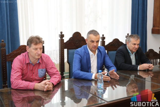 Šampioni tenisa u Srbiji na prijemu u Gradskoj kući