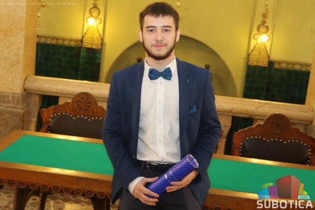 Oni dolaze: Miloš Vukomanović, đak generacije Tehničke škole "Ivan Sarić"