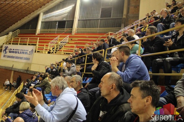 Košarkaši Spartaka odličnom igrom u potpunosti nadigrali Slogu (96:54)