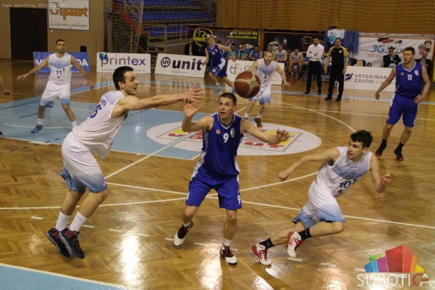 Košarkaši Spartaka odličnom igrom u potpunosti nadigrali Slogu (96:54)