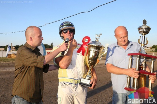Grlo "Tars stars" iz Slovenije pobednik trke "Dužijanca 2017"