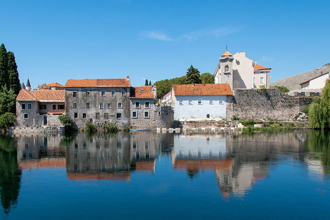 SUtrans organizuje kraća i duža putovanja na atraktivnim destinacijama u regionu i Evropi