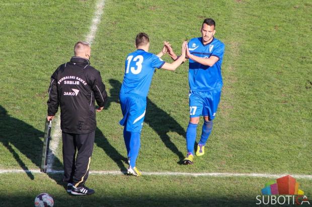 U odloženoj prolećnoj premijeri fudbaleri Spartaka poraženi od Slobode (0:1)
