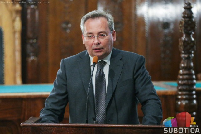 Danilo Kiš ostaje Počasni građanin Subotice