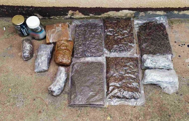 U kući pronađeno nešto više od 10 kilograma heroina, dvoje uhapšenih
