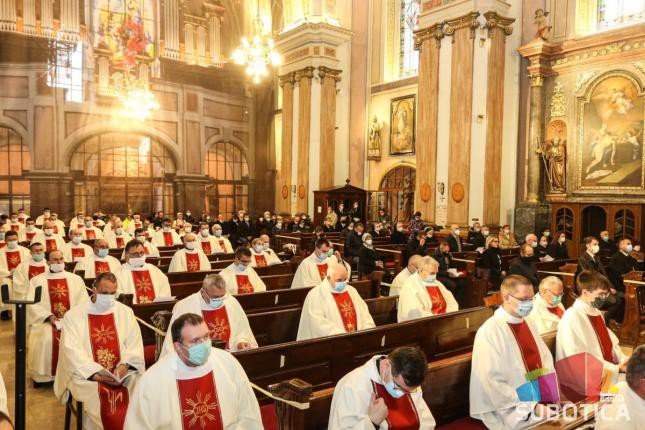 Mons. Slavko Večerin zaređen za biskupa Subotičke biskupije