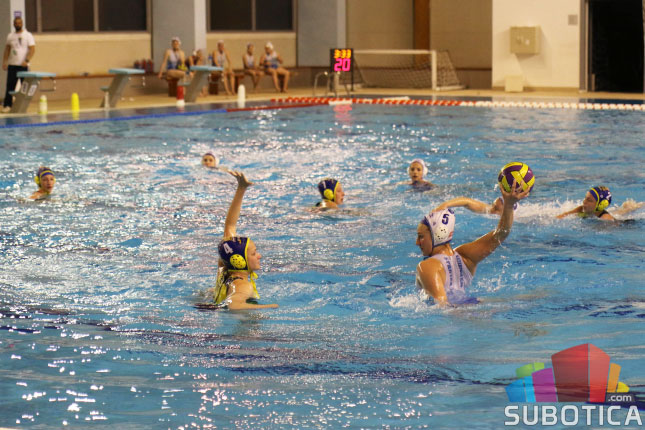 Zbog isparenja hlora vaterpolisti završili u bolnici