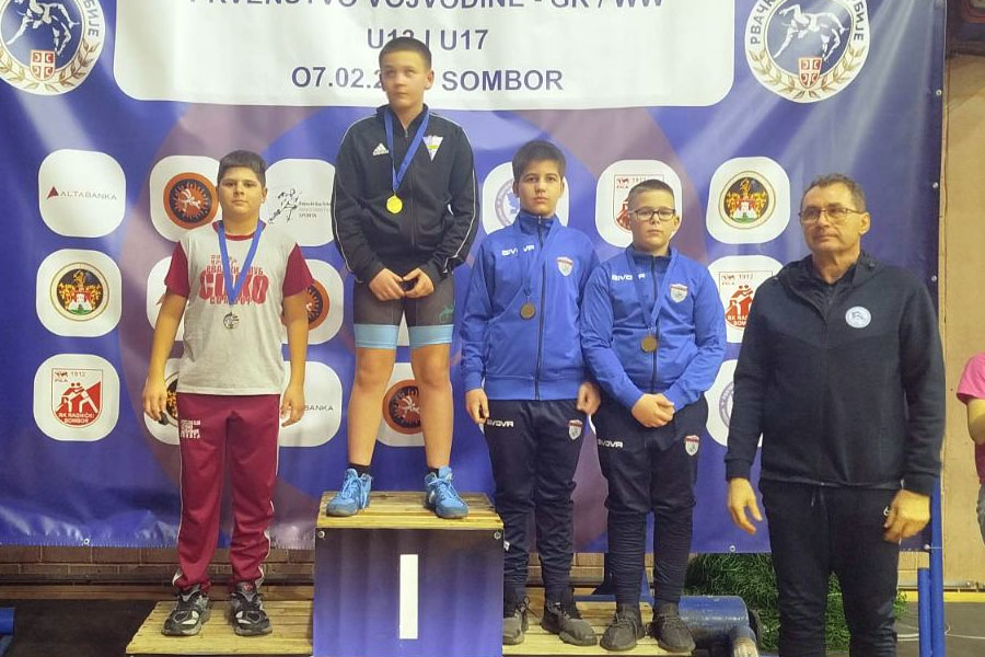 Rvanje: Spartak osvojio 11 medalja na Prvenstvu Vojvodine