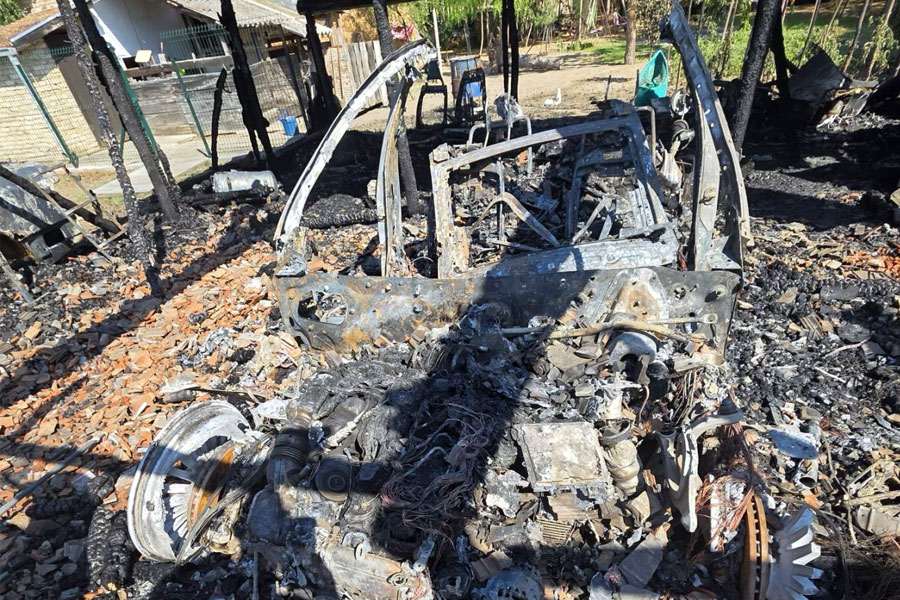 U požaru u radionici goreli skupoceni automobili, Zlatko pokušava da se oporavi od velike štete