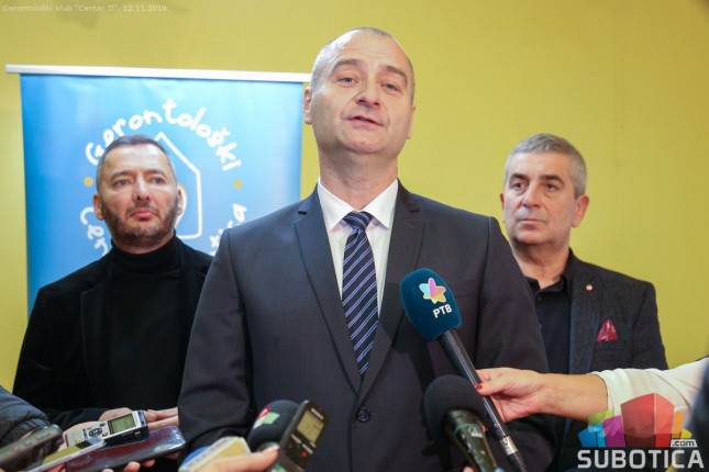 Počeli radovi na adaptaciji zgrade Gerontološkog kluba "Centar II"