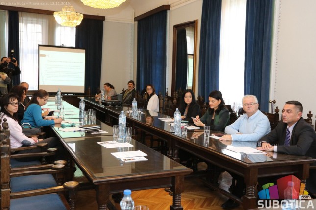 Predstavljene kreditne linije Razvojnog fonda AP Vojvodine