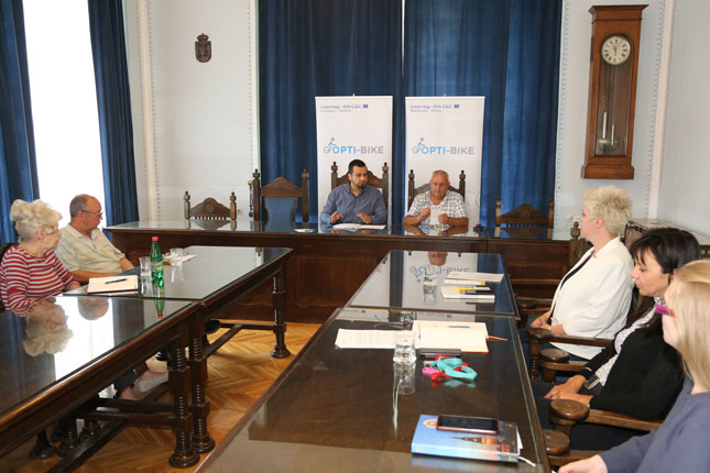 Uskoro kreće izgradnja biciklističkih staza na Kelebiji i u Bačkim Vinogradima