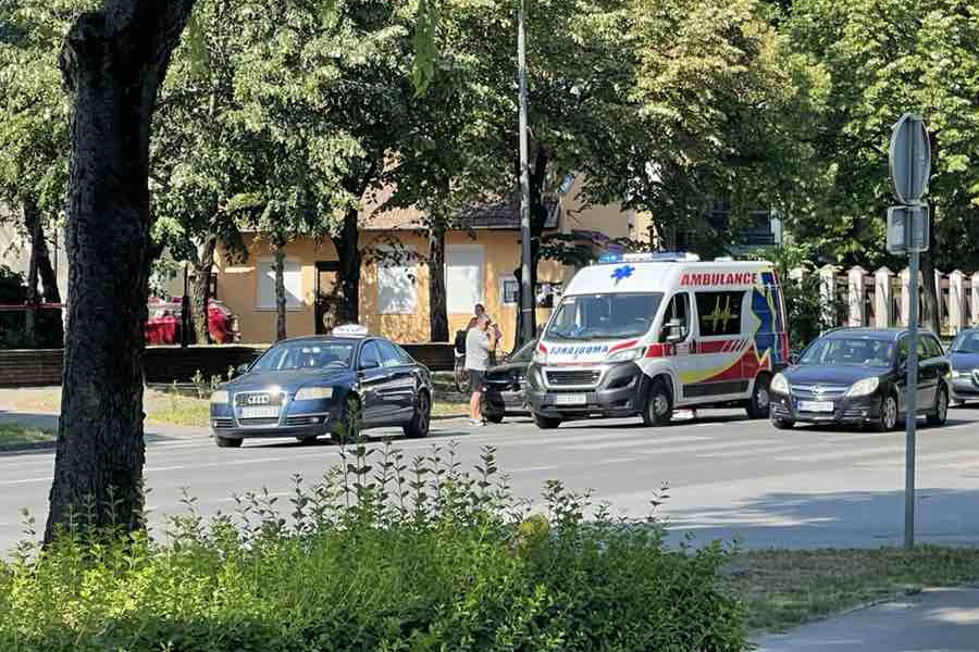 Vozio sa 2,55 promila i pod dejstvom narkotika, pa izazvao saobraćajnu nezgodu