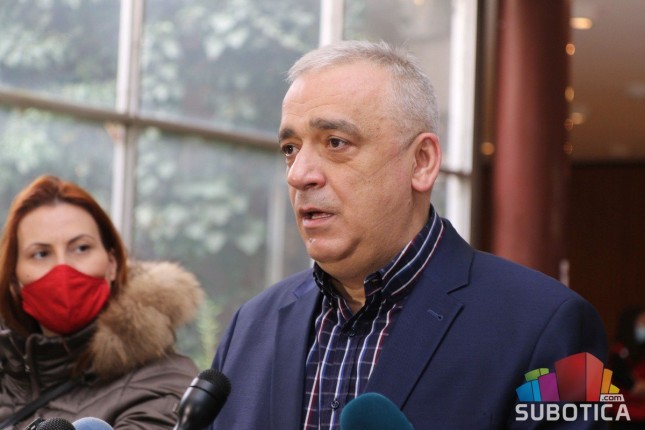 Gradonačelnik Stevan Bakić primio vakcinu