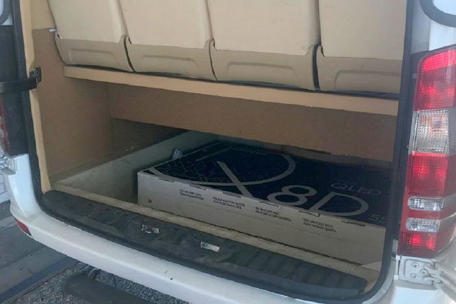 Zaplena na Kelebiji - krijumčarili kosilice, televizore i mobilne telefone