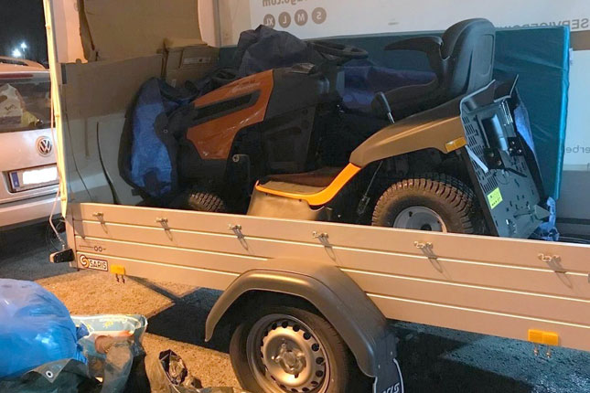 Zaplena na Kelebiji - krijumčarili kosilice, televizore i mobilne telefone