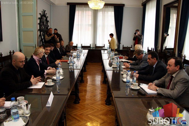 Održan sastanak sa predstavnicima nacionalnih saveta nacionalnih manjina