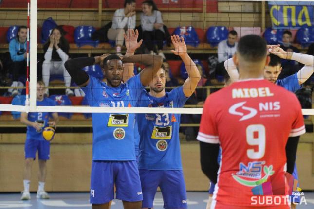 Odbojka: Spartak poražen od Vojvodine u 4. kolu Superlige, u sredu Kup duel