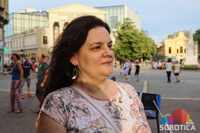 Izgradnju ledene dvorane prvog dana podržalo 2.500 Subotičana