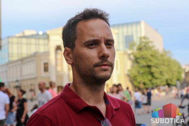 Izgradnju ledene dvorane prvog dana podržalo 2.500 Subotičana