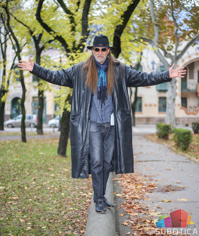 SUgrađani: Miroslav Jovančić, umetnik - "Želim da, kada odete kući, budete bar dva sata bolji!"