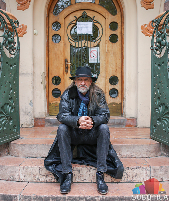 SUgrađani: Miroslav Jovančić, umetnik - "Želim da, kada odete kući, budete bar dva sata bolji!"