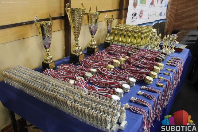 Super Enpi Kup u nedelju u Hali sportova