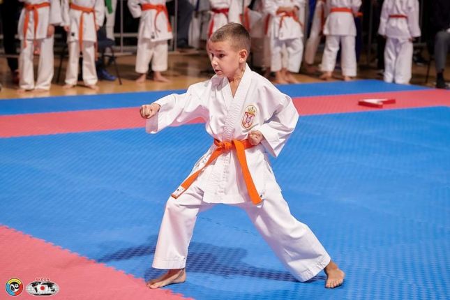 Karate: Na Svetskom prvenstvu i Kupu „Spartak Enpi“ osvojio 41 medalju