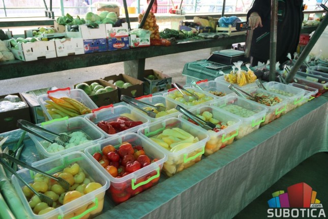 Jedinstveni proizvodi domaćih proizvođača na Mlečnoj pijaci