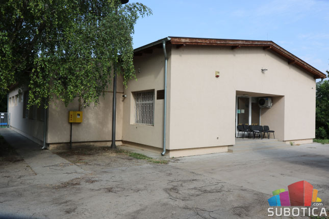 Izgoreo veliki deo vrtića „Pčelica“ u Aleksandrovu