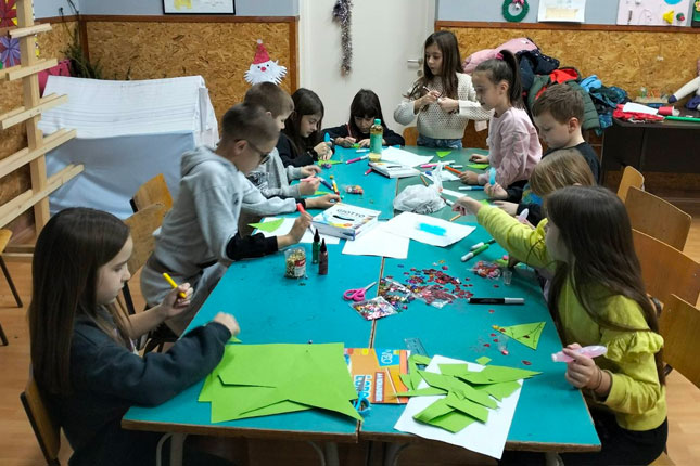 U toku upis dece u školu govora i glume